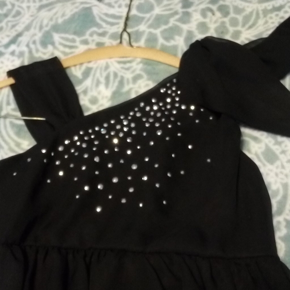 Girls fancy back sleevless dress - Picture 2 of 7